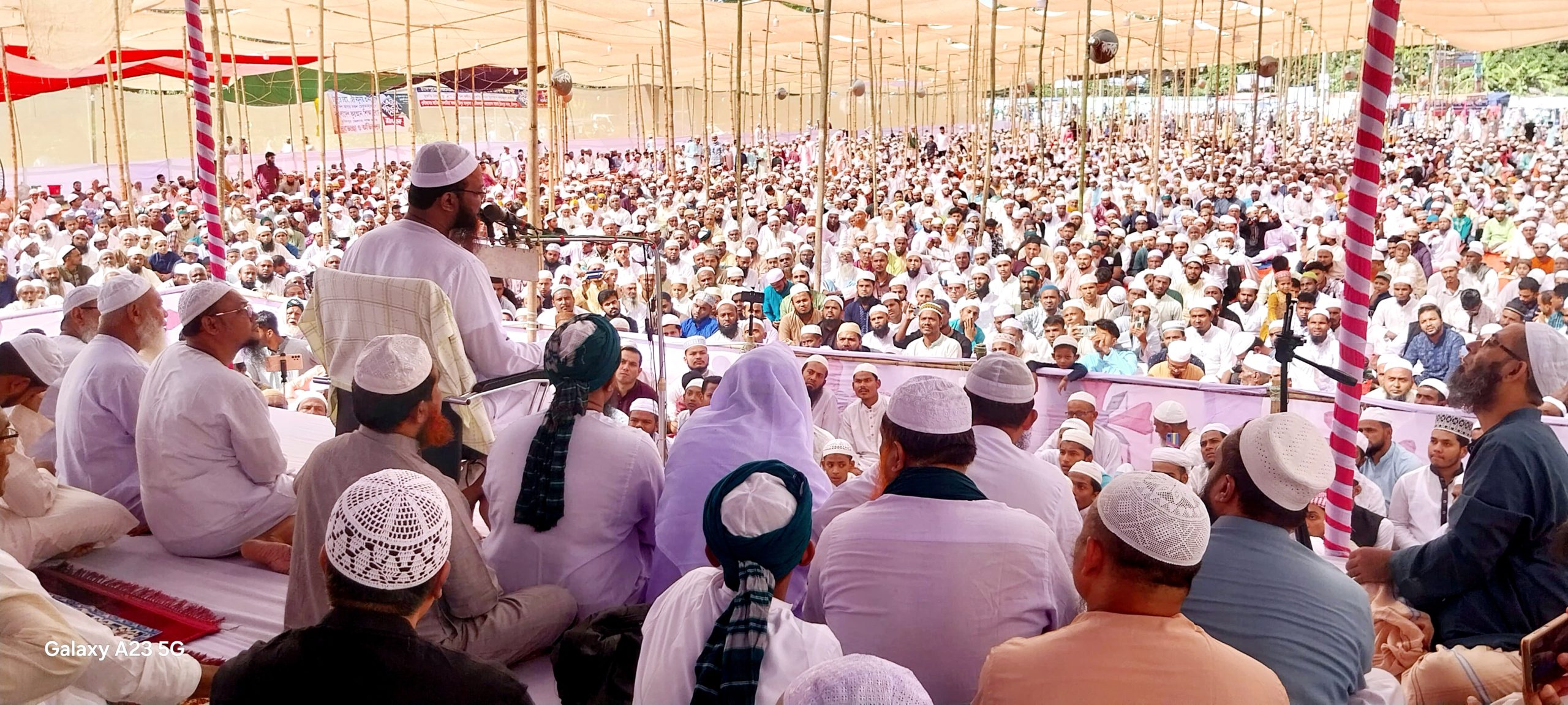 চাঁদপুরে চরমোনাইর নমুনায় ৩ দিনব্যাপী মাহফিল শুরু
