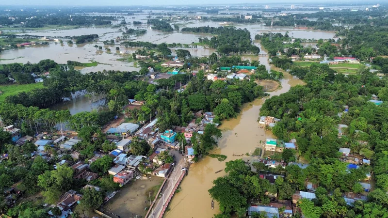 বন্যা নিয়ন্ত্রণে আকাশচুম্বী ব্যয়ে খসড়া প্রকল্প, প্রশ্ন ঢের: মুহুরী-কহুয়া বন্যা নিয়ন্ত্রণ বাঁধে