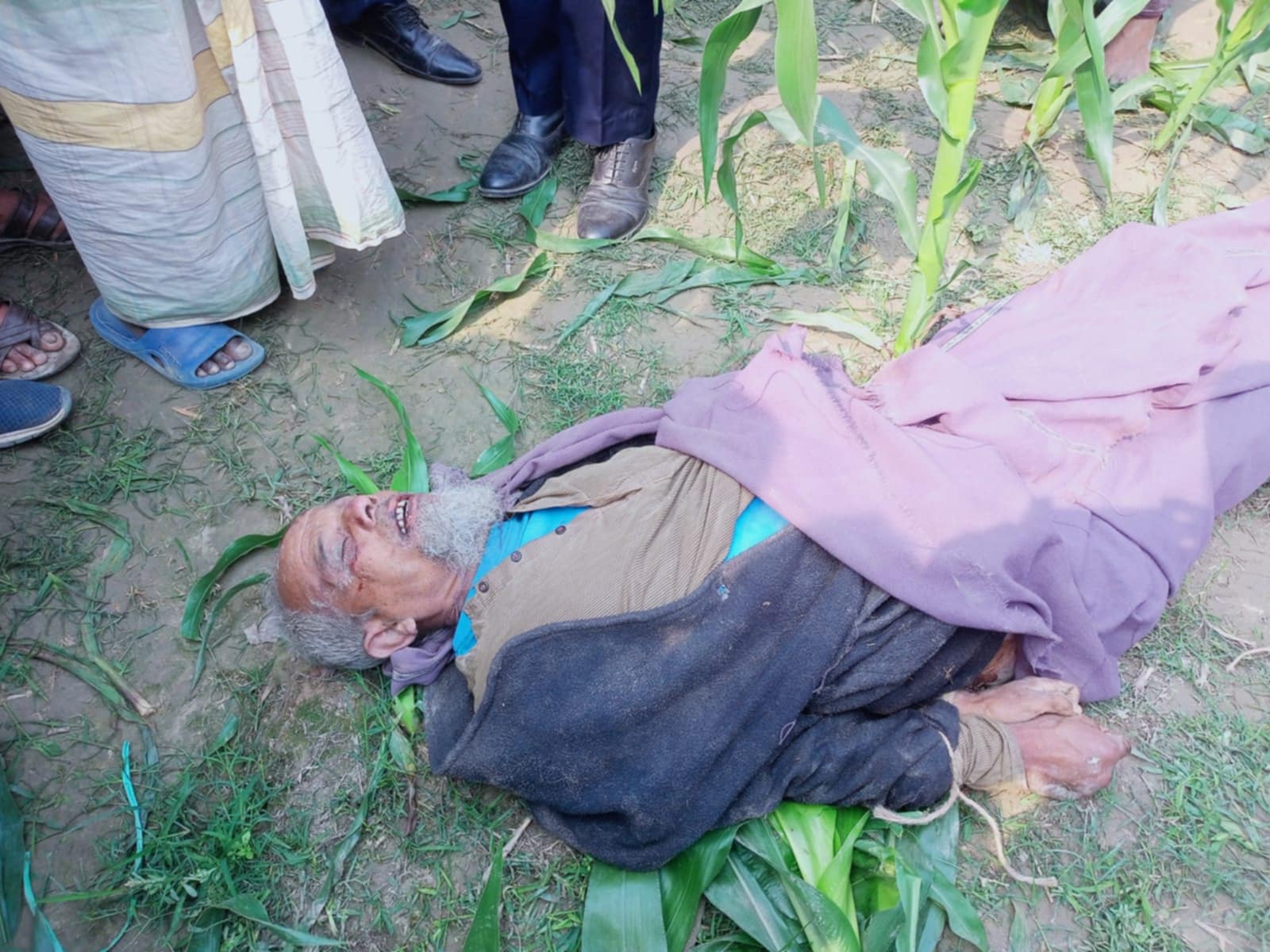 রাণীশংকৈলে ভুট্টাক্ষেত থেকে হাত পা বাধা অবস্থায় মোয়াজ্জিনের লাশ উদ্ধার