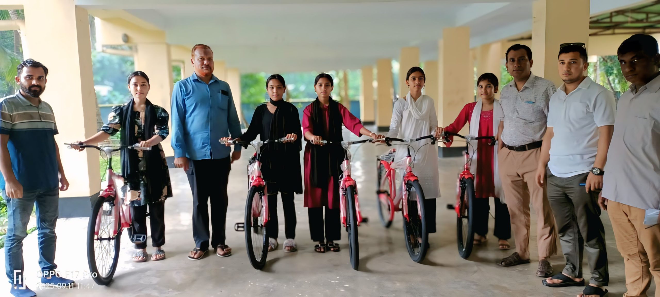 বিনামূল্যে বাইসাইকেল পেয়ে উচ্ছ্বসিত চাঁদপুর সদরের ৫২ টি মাধ্যমিক বিদ্যালয় শিক্ষার্থীরা