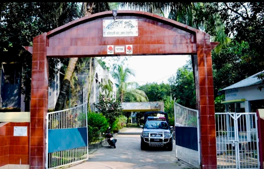 ঠাকুরগাঁওয়ে সাড়ে ৪ হাজার ইয়াবাসহ দুইজন আটক