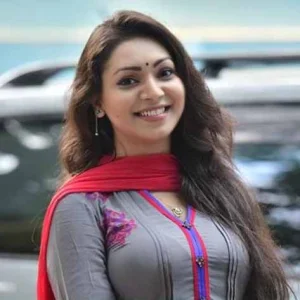প্রাপ্তবয়স্কদের বিচার ও পারিবারিক জটিলতা নিয়ে সোশ্যাল মিডিয়ায় সরব প্রভা
